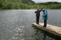 Det var ikke mangel på mat disse dagene, men likevel var det noen som ville prøve fiskelykken.
